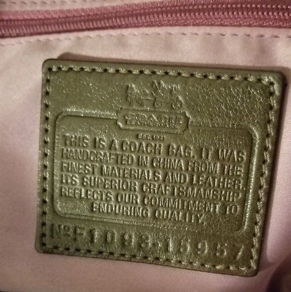 Handbag - Picture 3 of 5